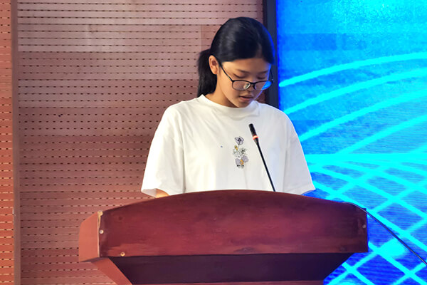 北京大學(xué)錄取生常靖發(fā)表獲獎感言