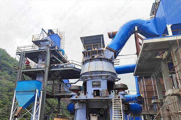 吉林年產(chǎn)30萬噸礦粉線項目安裝調(diào)試現(xiàn)場