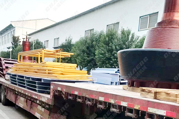 湖北年產(chǎn)60萬噸鋼渣線搖臂、磨輥等發(fā)貨