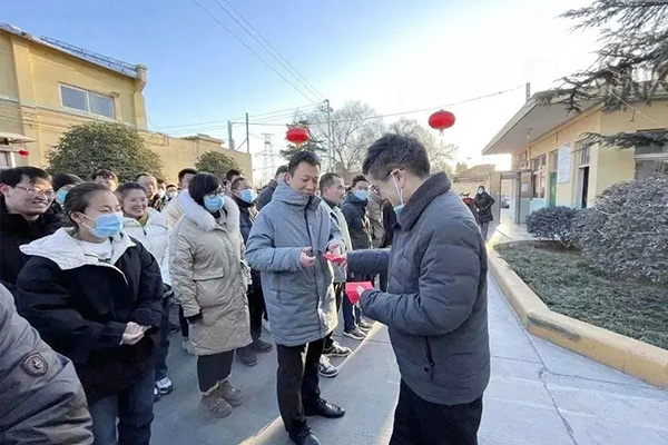 長城機(jī)械發(fā)開工紅包